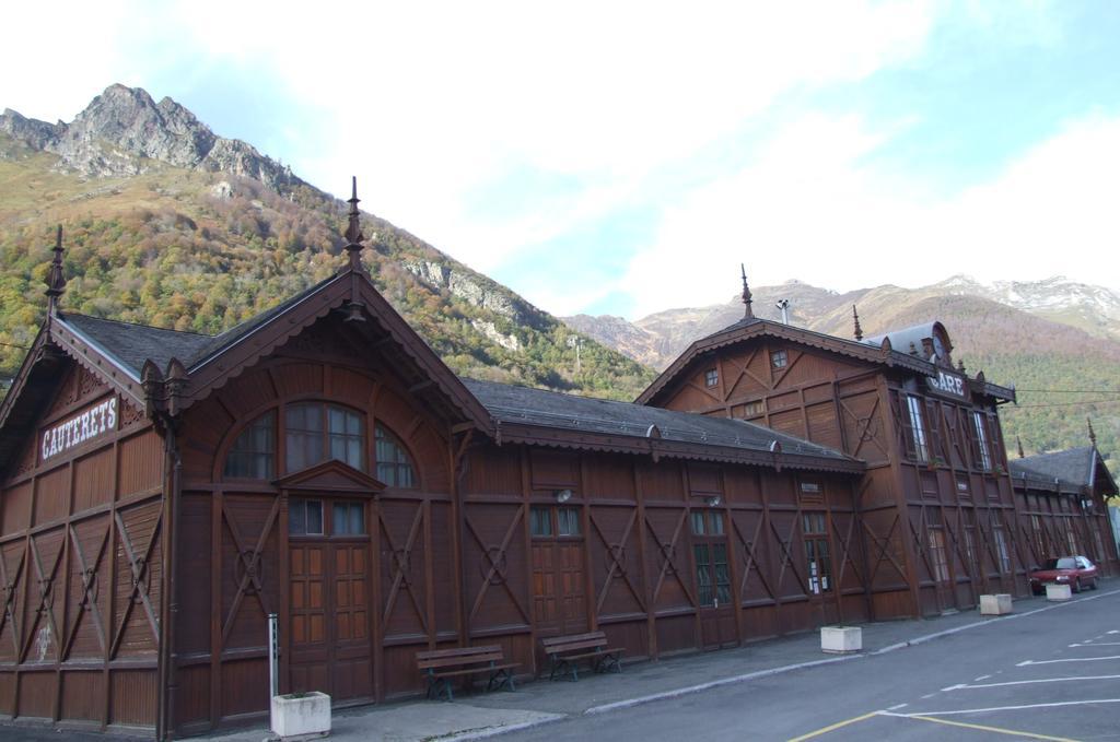 Vacances Perennes Cauterets Exterior foto